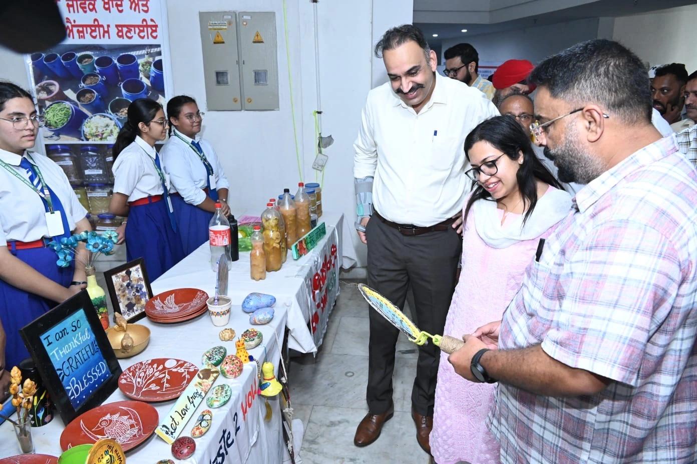 chief, kickstart, distribution, drive, under, daan, utsav, applaud, residents, ngos, for, the, overwhelming, response, chief-kickstart-distribution-drive-daan-utsav-applaud-residents-ngos-overwhelming-response, Punjab, Trending- True Scoop