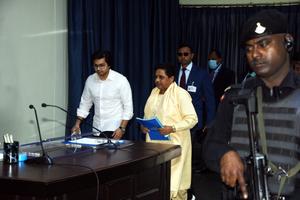 mayawati, declares, nephew, akash, anand, her, successor, mayawati-declares-nephew-akash-anand-her-successor- True Scoop