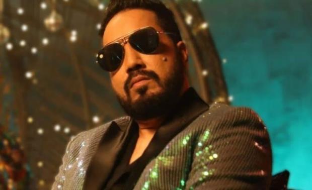 Mika Singh, Mika Singh swayamvar, Mika Singh Swayamvar National TV, Rahul Mahajan, Mallika Sherawat, Ratan Rajput, Rakhi Sawant, Shehnaaz Gill, Entertainment News- True Scoop