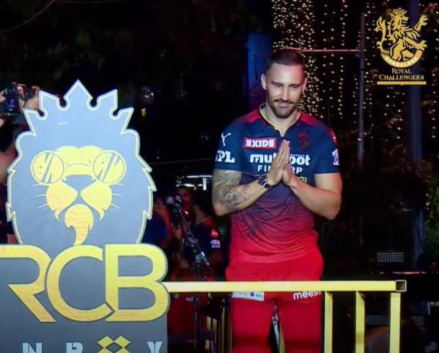 Faf Du Plessis, RCB New Captain, TATA IPL 2022, Faf Du Plessis RCB Captain, Virat Kohli RCB, Faf Du Plessis IPL Record, RCB IPL Team 2022- True Scoop