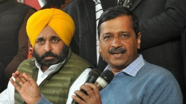 Arvind Kejriwal-Bhagwant Mann, Arvind Kejriwal Amritsar, Kejriwal Amritsar, CM Bhagwant Mann, AAP Punjab, Bhagwant Mann CM Punjab, Kejriwal Golden Temple, AAP Roadshow Bribe Punjab, Congress Sukhpal Singh- True Scoop