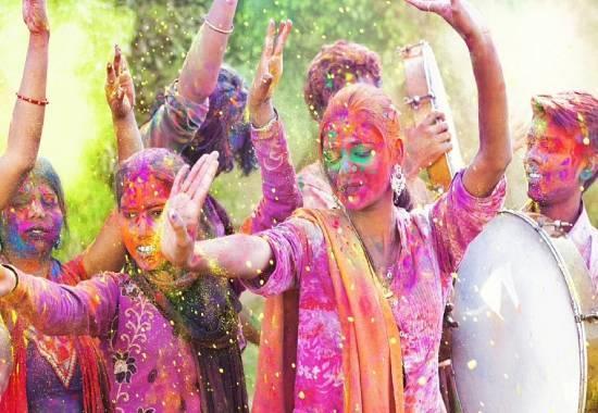 Holi 2022, Holi 2022 Date, When is Holi 2022, When to celebrate Holi 2022, Holi 2022 Holika Dahan, India News, India News Today, India News Live, India Live Updates- True Scoop