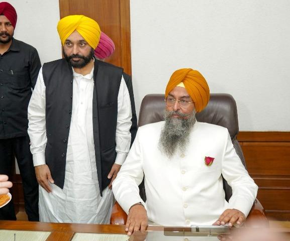 Punjab Chief Minister Mr Bhagwant Mann, S Kultar Singh Sandhwan, S Kultar Singh Sandhwan Punjab Vidhan Sabha, Punjab News, Punjab News Today, Latest Punjab News, Top Punjab News, Punjab News Live, Punjab News Update- True Scoop