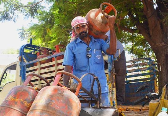 India News, India News Today, India News Live, India Live Updates,LPG, cylinder, rates- True Scoop