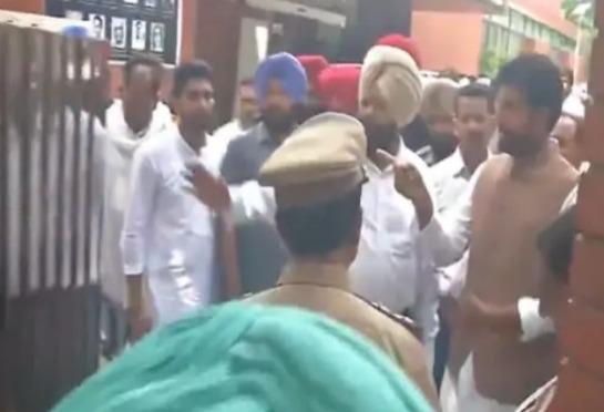 Partap Singh Bajwa, Raja Warring, Congress Bhawan, Punjab News, Punjab News Today, Latest Punjab News, Top Punjab News, Punjab News Live, Punjab News Update- True Scoop