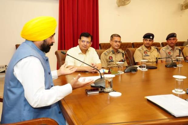 Punjab News, Punjab News Today, Latest Punjab News, Top Punjab News, Punjab News Live, Punjab News Update, Punjab Police Transfers, Punjab Police, SSP Mansa, Amritsar Police Commissioner Transfer, Aam Aadmi Party, Punjab Police DGP, DGP Gaurav Yadav- True Scoop