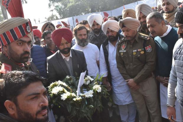 Punjab News, Punjab News Today, Latest Punjab News, Top Punjab News, Punjab News Live, Punjab News Update, Congress MP Santokh Singh Last Rites, Last Rites of Congress MP Chaudhary Santokh Singh, News on the last rites of Santokh Singh, Jalandhar MP Santokh Singh Last Rites, Congress leader Santokh Singh Last Rites, Bharat Jodo Yatra, Congress Leader Death in Bharat Jodo Yatra, Congress MP Santokh Singh Funeral- True Scoop