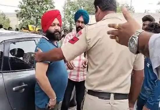 Jalandhar Intoxicating Doctor, Intoxicated Doctor Jalandhar, Drunk Doctor Jalandhar, Jalandhar Drunk Doctor Urinates, ESIC hospital Jalandhar, ESIC hospital Jalandhar Drunk Doctor, Punjab News, Punjab News Today, Latest Punjab News, Top Punjab News, Punjab News Live, Punjab News Update- True Scoop